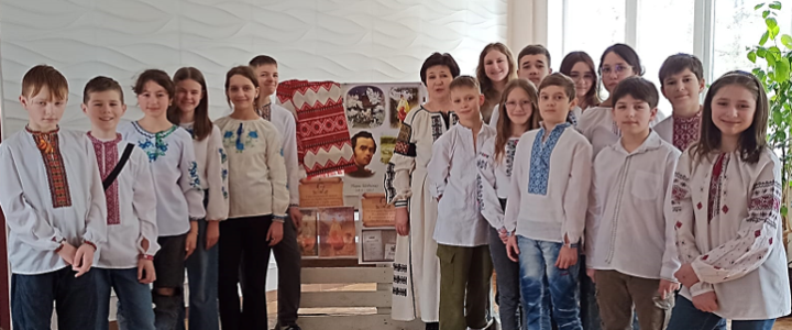Тематична година класного керівника “В своїй хаті й своя правда, і сила, і воля…”